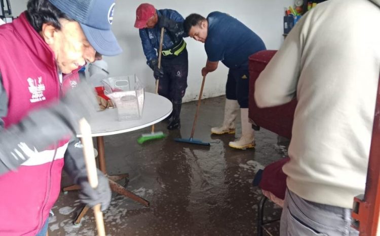 Atienden contingencias por lluvias