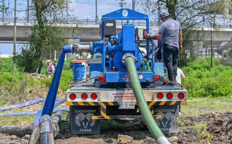  GEM instala bomba para retirar agua en zonas afectadas por lluvias