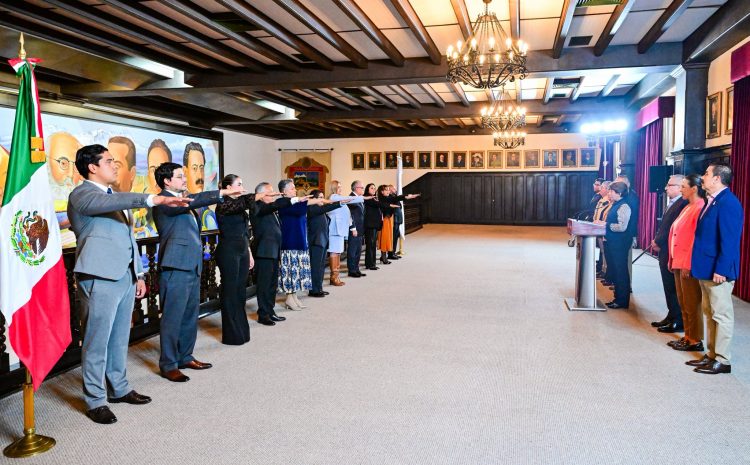  Gobernadora hace cambios estratégicos en gabinete