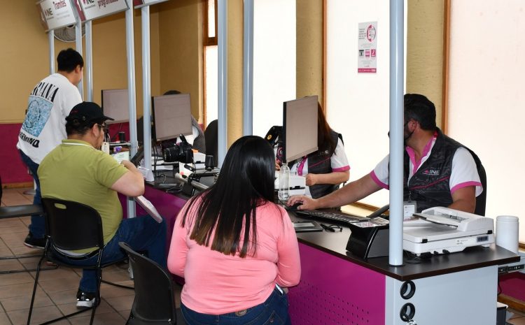  INE redefine credencial para votar