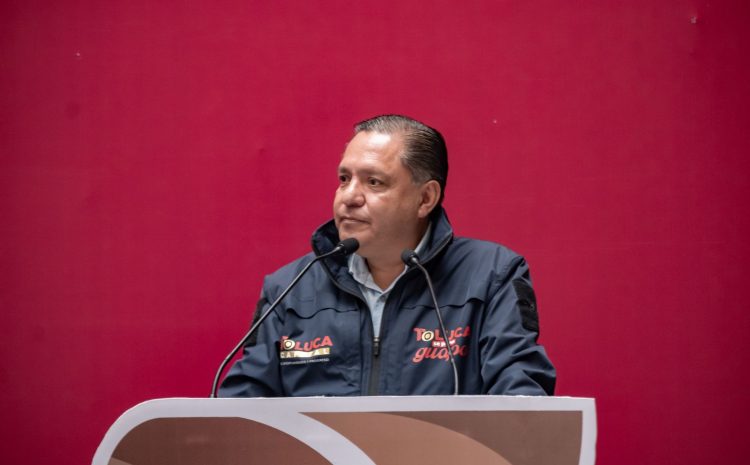  Ricardo Moreno aplaza decisión sobre reelección