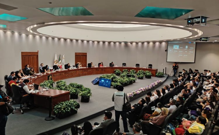  Quitarán 15.4 mdp a los 7 partidos políticos