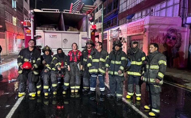  Homologan salarios de bomberos en Toluca